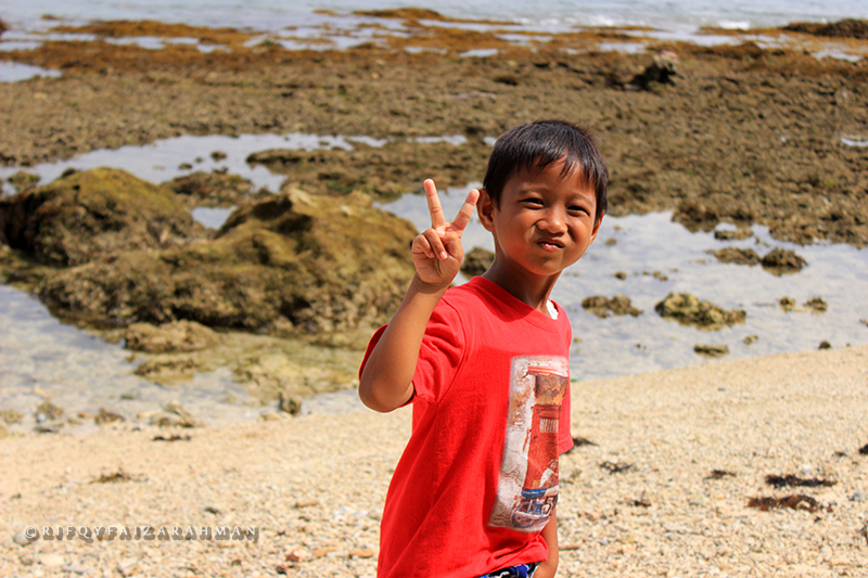 Senyum Abyan, putra kedua Mbak Noe, saat dipotret