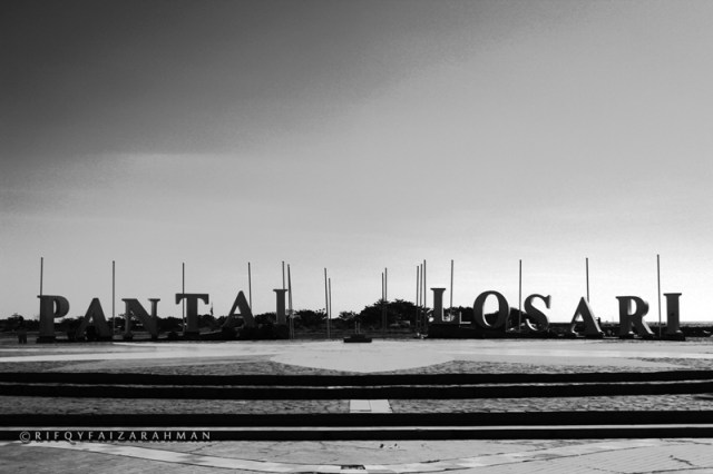 Senja, cepatlah menampakkan diri di Losari