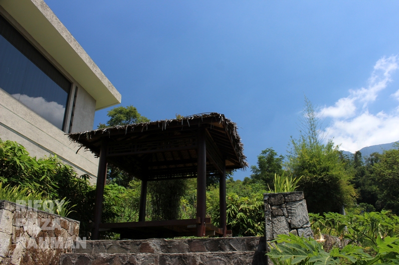 Sudut salat satu family room dalam area Pondok Wisata, Umbul Sidomukti