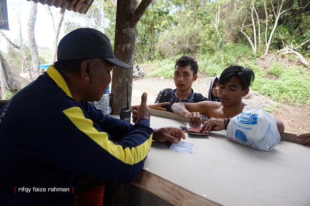 Pantai Sendiki Malang