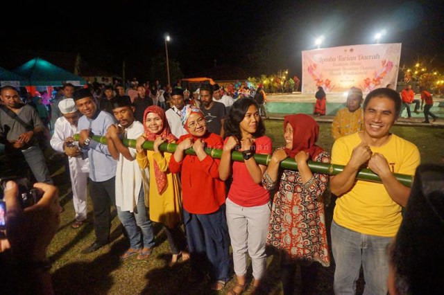 Mencoba permainan bambu gila