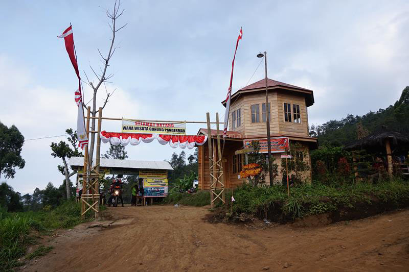 Basecamp pendakian Panderman dan Butak di Dusun Toyomerto, Batu