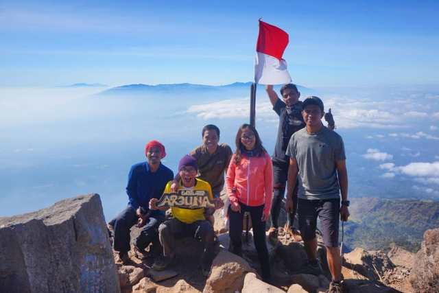 Pendakian Gunung Arjuno via Jalur Lawang