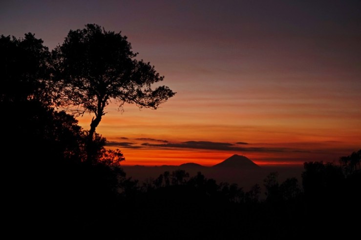 Sunrise Gunung Butak