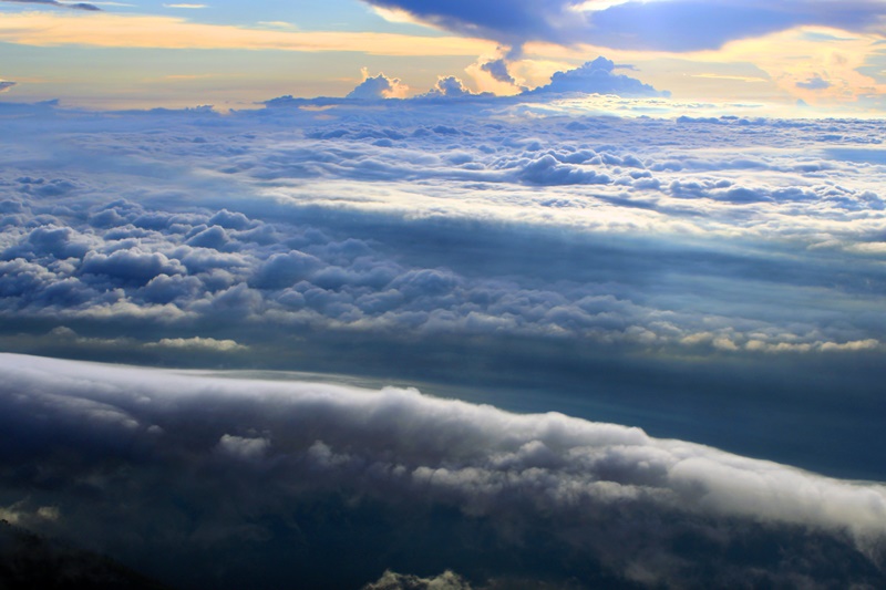 Lautan awan Gunung Arjuno