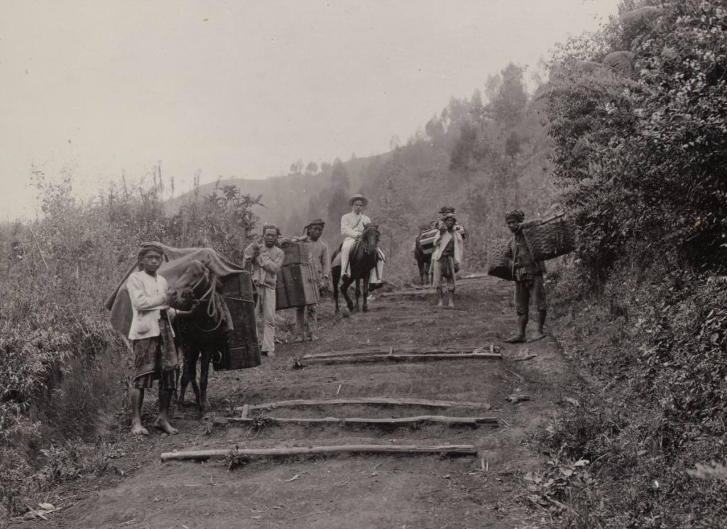 Perjalanan ke Pondok Lali Djiwo Gunung Arjuno